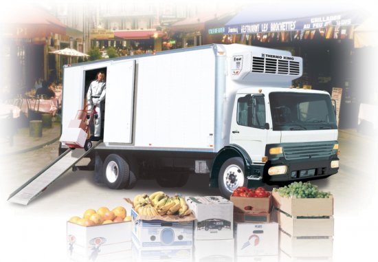 В статье рассматриваются особенности транспортировки грузов в автомобилях с холодильными установками.